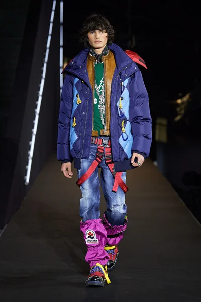 Look 33